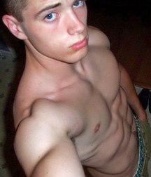 from Russia with love 5b7ab3490f347.jpg