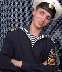 Russian guy. 5b7bc6c74a706.jpg