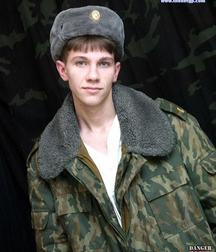 Russian guy. 5b7bc6d53f014.jpg