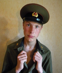 Russian guy. 5b7bc6e11cdab.jpg