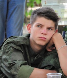 Russian guy. 5b7bc7093fb61.jpg