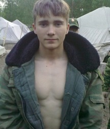 Russian guy. 5b7bc73011d41.jpg