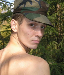 Anton - army boy 5b9760a17f775.jpg