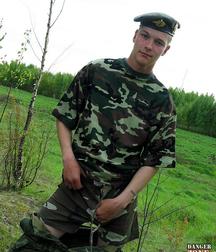 Real russian soldier 5b97634e034a9.jpg