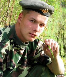 Real russian soldier 5b9763508d61b.jpg