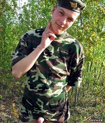 Real russian soldier 5b976383e4bc7.jpg