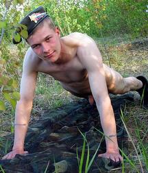 Real russian soldier 5b976422107a6.jpg