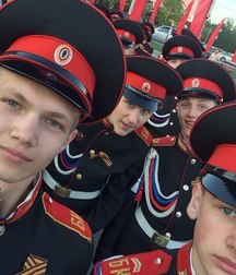 Russian cadets 5bb3213b0b0e9.jpg