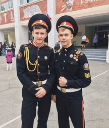 Russian cadets 5bb32148ab875.jpg