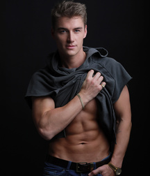 Alexey 5bc5ddc427c06.jpg