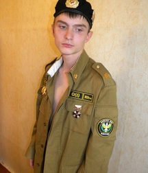 Artyom 5bd0122e11c5c.jpg