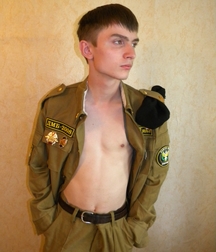 Artyom 5bd0123dac39e.jpg