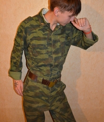 Vanya Military Stile 5bd2205867513.jpg