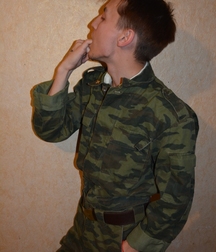 Vanya Military Stile 5bd2205e74bbd.jpg