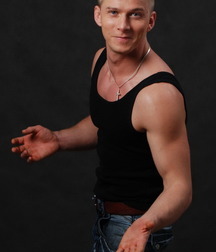 Roman Kurtsyn 5bed229fe3663.jpg
