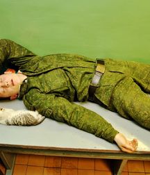 Sleeping Russian Soldiers 5c1e7256d2baa.jpg