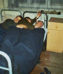 Sleeping Russian Soldiers 5c1e7259b76bf.jpg