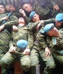 Russian soldiers  5c251fbb4bac5.jpg