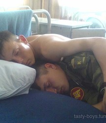 Russian soldiers  5c251fee91c2a.jpg