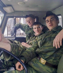 Russian soldiers  5c25205b38176.jpg