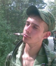 Russian soldiers  5c2521138c294.jpg