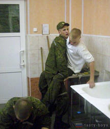 Russian soldiers  5c25218c4eff3.jpg