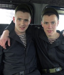 Russian soldiers  5c252239bd0e7.jpg