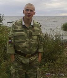 Russian soldiers  5c252297a3ecb.jpg
