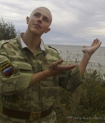 Russian soldiers  5c25229941495.jpg