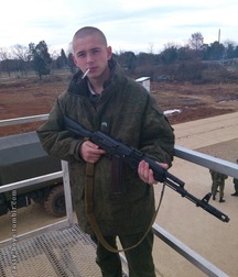 Russian soldiers  5c2523599f545.jpg