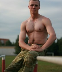 from Russia with love 5c9785e500b7f.jpg