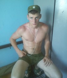 from Russia with love 5c9785e7b069f.jpg