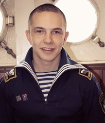 from Russia with love 5c9785fb19b53.jpg