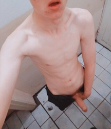 Real russian soldiers ' Dicks 5cf240f468c28.jpg