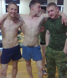 Real Russian Soldiers 5d1aefbcb988c.jpg