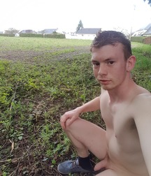 small to average 5b0ee48d5786a.jpg