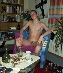 small to average part 2 5b16ff37e53a8.jpg