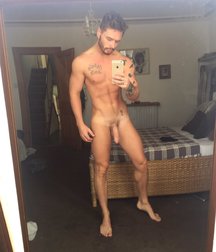 Gay men 5b132d7acf8af.jpg