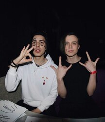face teen gay tube 5fb2cf675d5a7.jpg