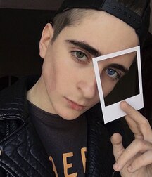 face teen gay tube 5fb2cf6fb8ea6.jpg