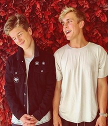  Twinks adorable gay tube  5fb2e4e89cc0d.jpg