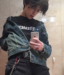 Twinks adorable gay tube  5fb2e61876223.jpg