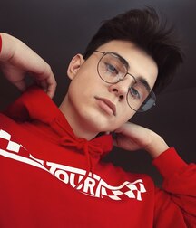  Twinks adorable gay tube  5fb2e64a3a268.jpg