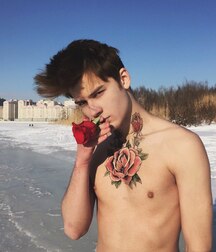  Twinks adorable gay tube  5fb2e66b8f13a.jpg