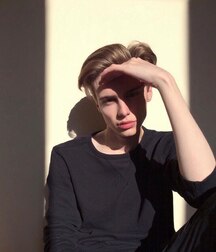 Twinks 5fb47fd1e0856.jpg