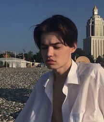 Twinks 5fb47ff98f3c9.jpg