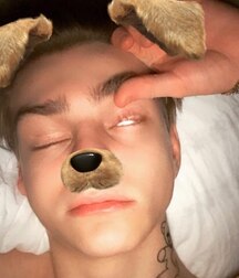 Twinks 5fb4800e716bd.jpg