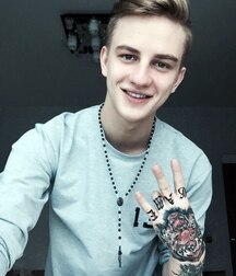 Twinks 5fb482704bcb6.jpg