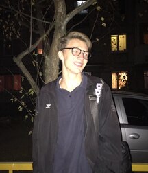 Twinks 5fb48291afe47.jpg