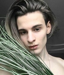 Twinks 5fb482eed0795.jpg